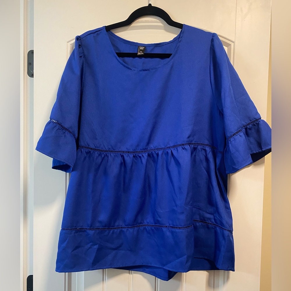 *NWT* SheinCurve royal blue flounce sleeve blouse